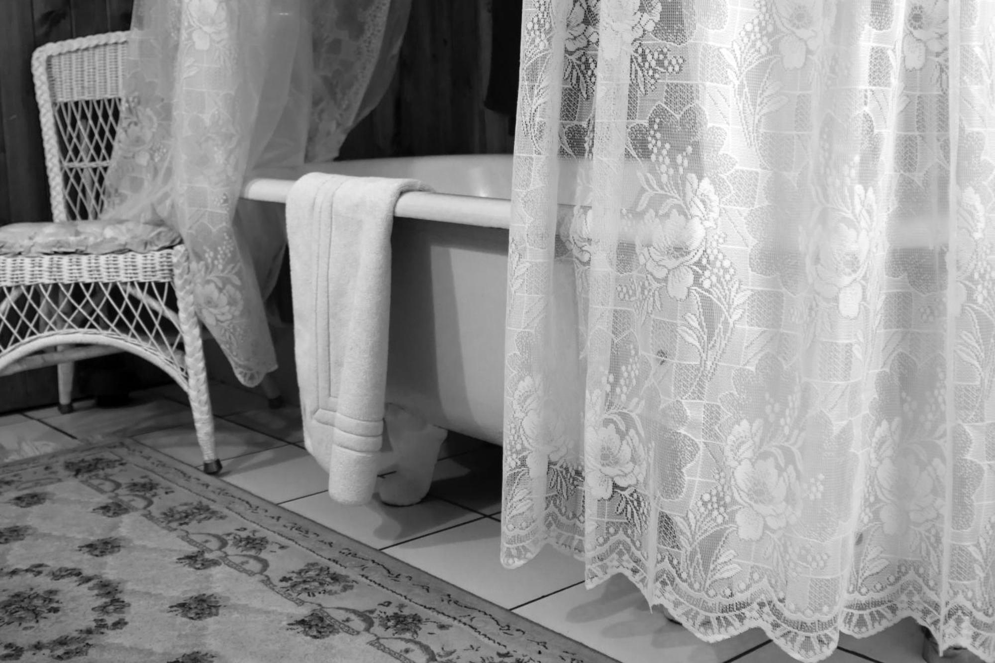 Pansy'S Parlor Bed & Breakfast Golden Εξωτερικό φωτογραφία